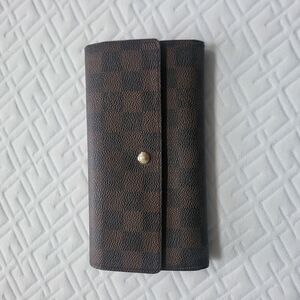 LOUIS VUITTON Portefeuille Sarah Damier Monogram